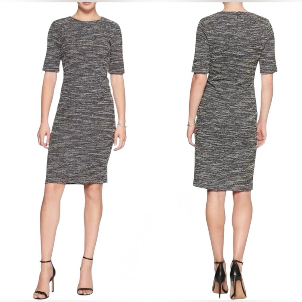 Banana Republic Black and White Women's Dress. Knee Length Dress. Size 4 Petite